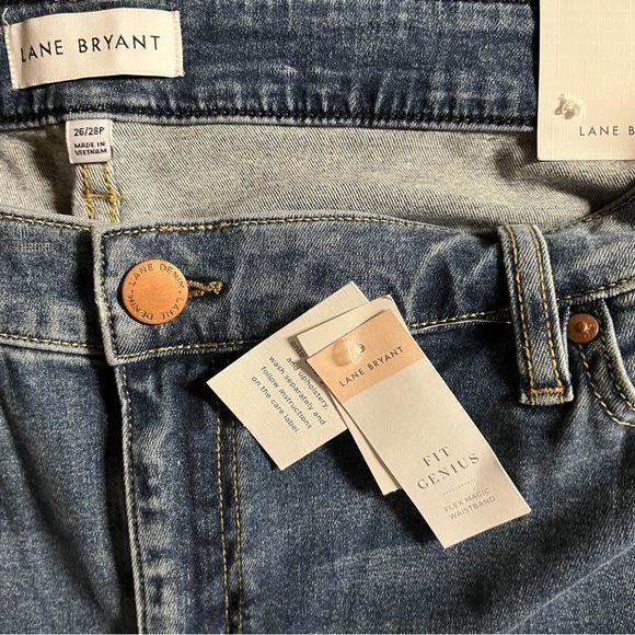 Lane Bryant size 26/28 petite Fit Genius bootleg high rise jeans - Picture 3 of 8